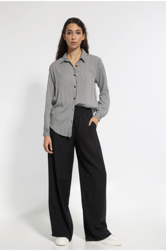 BLACK WIDE PANTS WITH POCKET AND ELASTIC WAIST